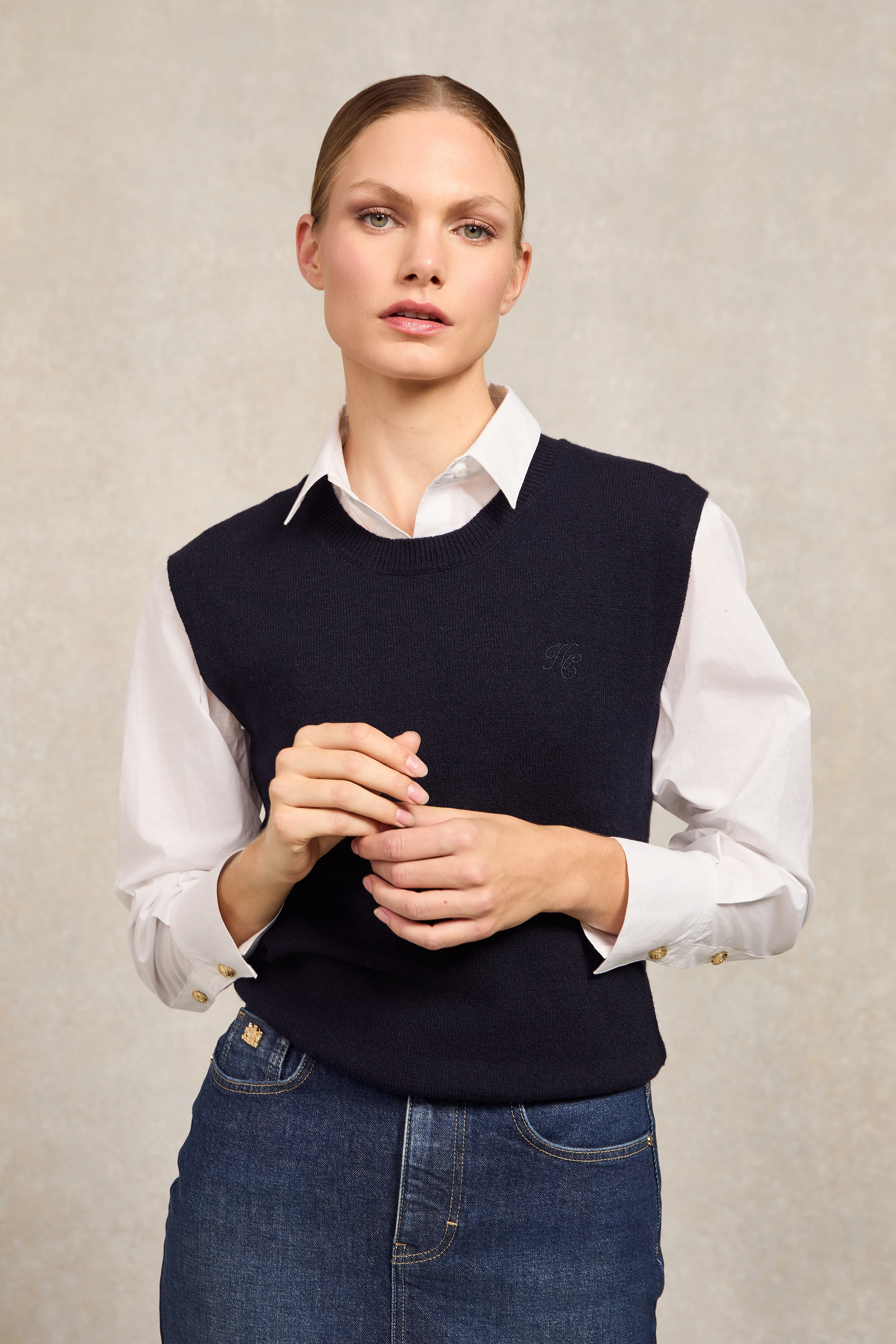 Outlet Tops & Shirts